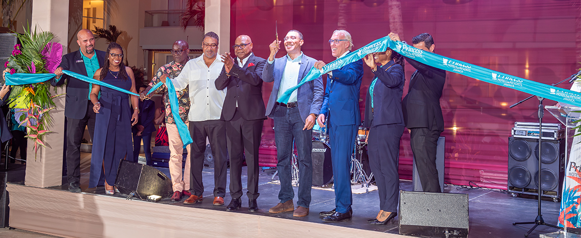 princess_ribbon_cutting_1.jpg