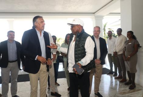 Minister of Tourism, Hon. Edmund Bartlett (right, foreground) exchanges pleasantries with Chief Executive Officer (CEO) of Excellence, Antonio de Montaner, on his arrival at Excellence Oyster Bay on Sunday, February 8, 2026, for a tour and high-level discussions surrounding additional investment in the development of the resort and expansion of the staff complement. 