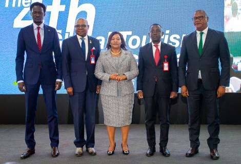 Minister of Tourism, Found and Co-Chair off the Global Tourism Resilience and Crisis Management Centre, Hon Edmund Bartlett pauses for a photo opportunity with (L-R), Minister of Wildlife Conservation and Tourism, South Sudan, Hon Denay Chagor, Hon Rebecca Miano, EGH, Cabinet Secretary, Ministry of Tourism and Wildlife, Kenya, Hon Augusto Laurindo Kalikemala, Secretary of State, Minister of Tourism, Angola and Hon Kwete Lobo Valere, Charge d’etude, Minister of Tourism, Democratic Republic of Congo.